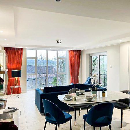 Modern Luxurious Apartment W/ Patio Balcony & View Jordanstown 外观 照片