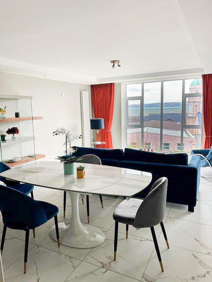 Modern Luxurious Apartment W/ Patio Balcony & View Jordanstown 外观 照片