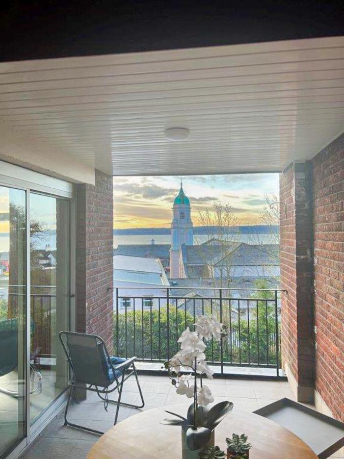 Modern Luxurious Apartment W/ Patio Balcony & View Jordanstown 外观 照片