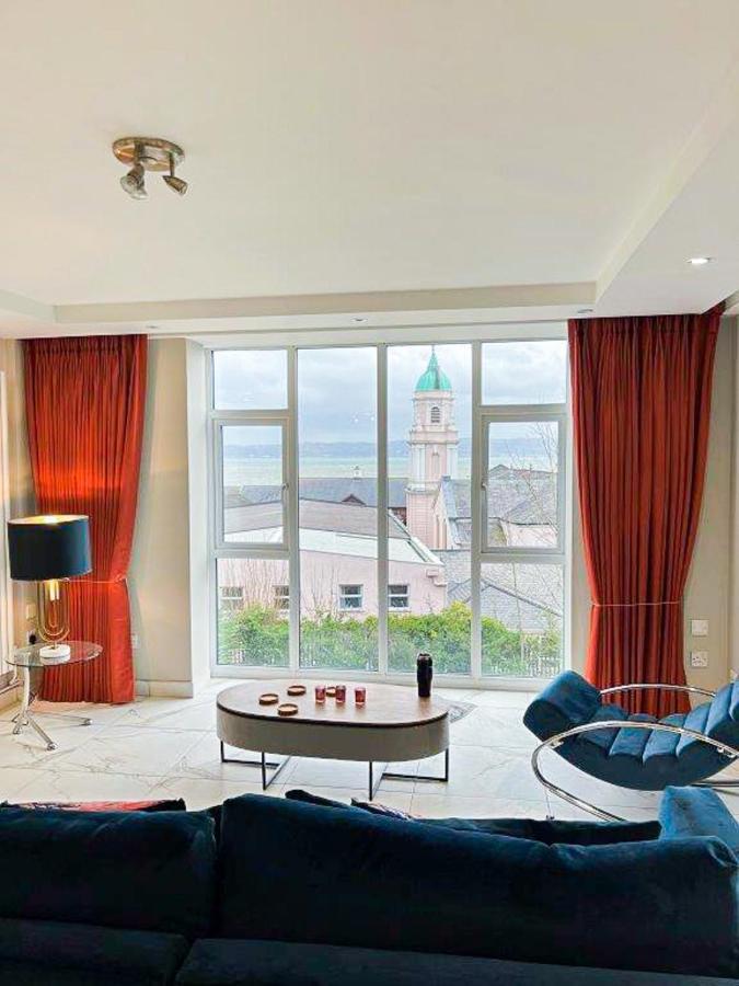 Modern Luxurious Apartment W/ Patio Balcony & View Jordanstown 外观 照片